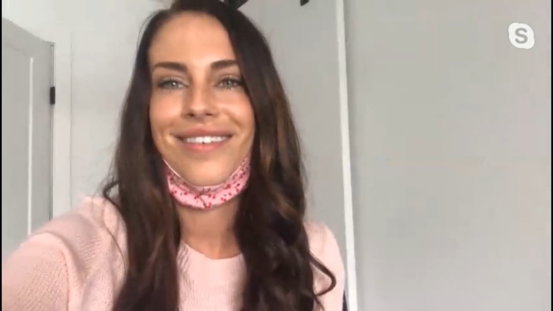 Jessica Lowndes Films Et Programmes Tv Free full episodes of ET Canada on GlobalTV.com | Cast photos, gossip